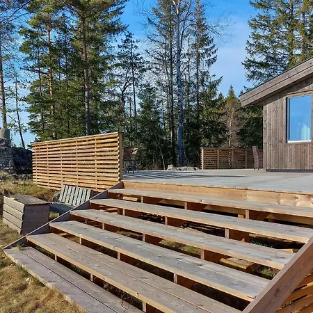 3 Bedroom Lovely In Vatnestrom Birkeland