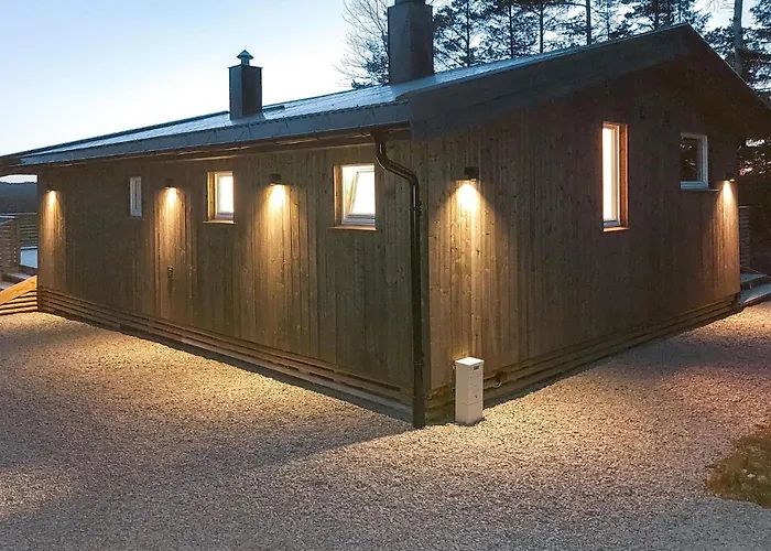 Casa de Férias 3 Bedroom Lovely In Vatnestrom